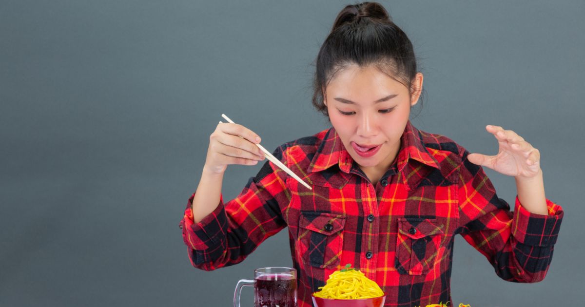 4 Penyebab Nafsu Makan Meningkat Ketika Stres
