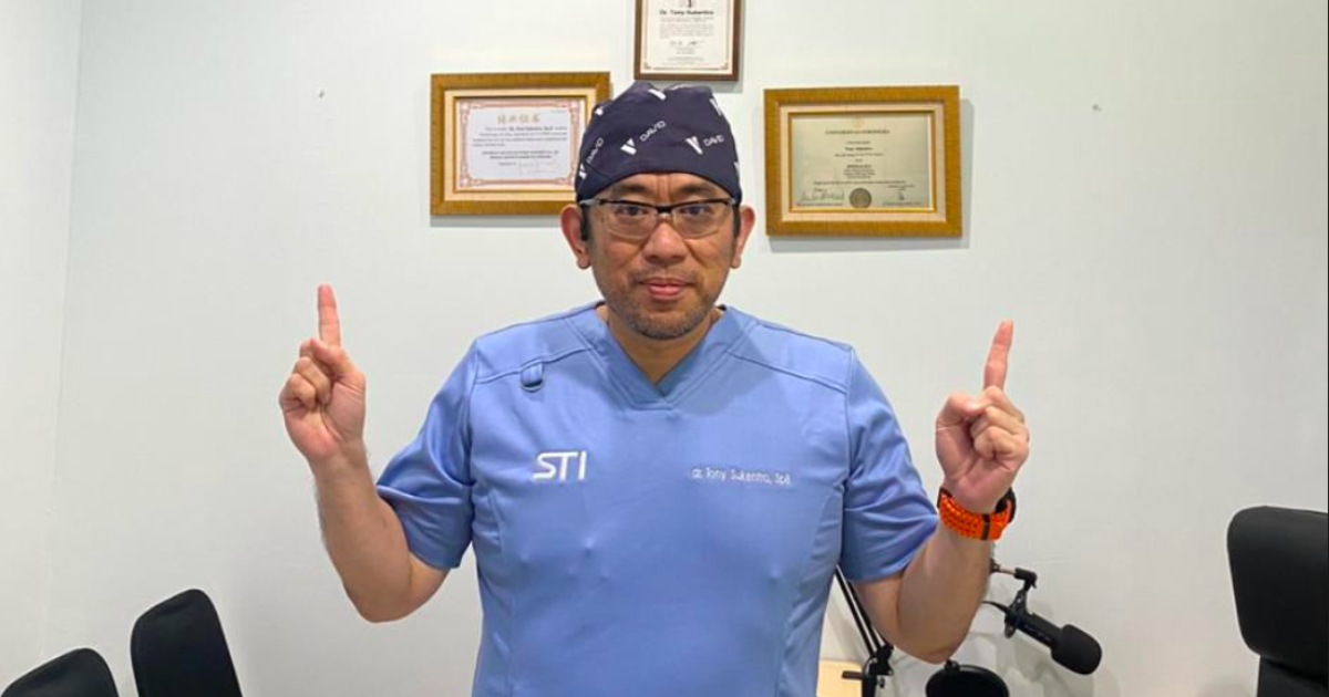 Dr. Tony Sukentro perkenalkan kombinasi teknik Well-C dan Laser LHP untuk operasi wasir. (Foto: ist)