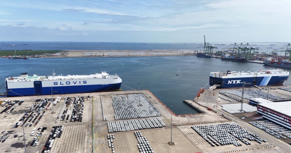 Indonesia Kendaraan Terminal Tbk (IDX: IPCC) mencatatkan pertumbuhan kinerja operasional dengan kunjungan kapal yang mencapai 593 call atau meningkat 111 kunjungan secara tahunan (YoY), setara pertumbuhan sebesar 23,06%.  [Foto: IPCC]