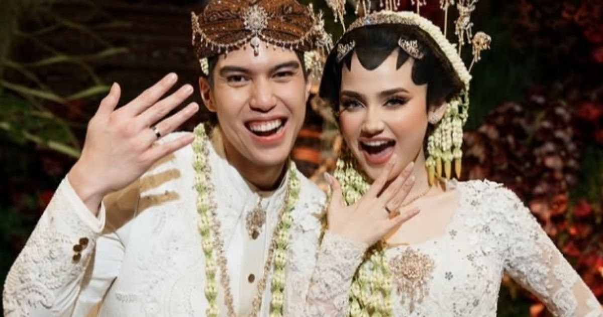 Ayah kandung Syifa Hadju disebut tak hadir di acara pernikahan sang anak, hingga Syifa putuskan gunakan wali hakim dalam Ijab kabulnya.[Foto: Instagram/@syifahadju]