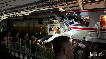 Gerbong Wanita Diminta Dipindah ke Tengah Imbas Insiden KRL Bekasi Timur/Foto: Muharram Saputra