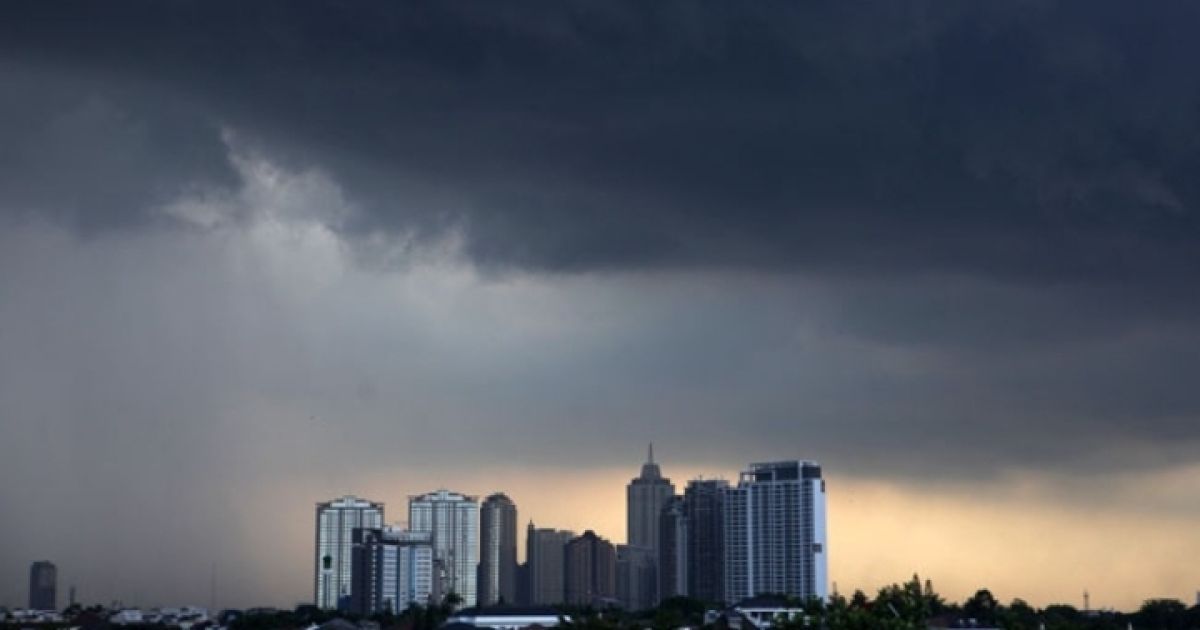 Jakarta Diprediksi Berawan Tebal Besok Rabu 29 April, Hujan Ringan Mengintai di Sore Hari (Foto: Ilustrasi Awan Tebal/TEMPO)