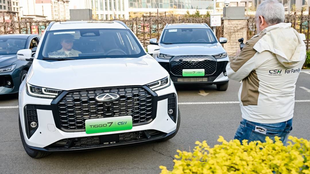 Chery Luncurkan Teknologi Valet Parking Driver Canggih, Parkir Otomatis Kini Jadi Kenyataan
