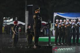 Kepala Staf TNI AD Jenderal TNI Maruli Simanjuntak saat memberikan sambutan kepada para perwira saat menghadiri kelulusan Diktukpa Gelombang I Tahun Anggaran 2026 dalam upacara di Lapangan Wiradhika, Secapaad, Bandung, Kamis (30/4/2026). (ANTARA/Ho-Humas TNI AD)