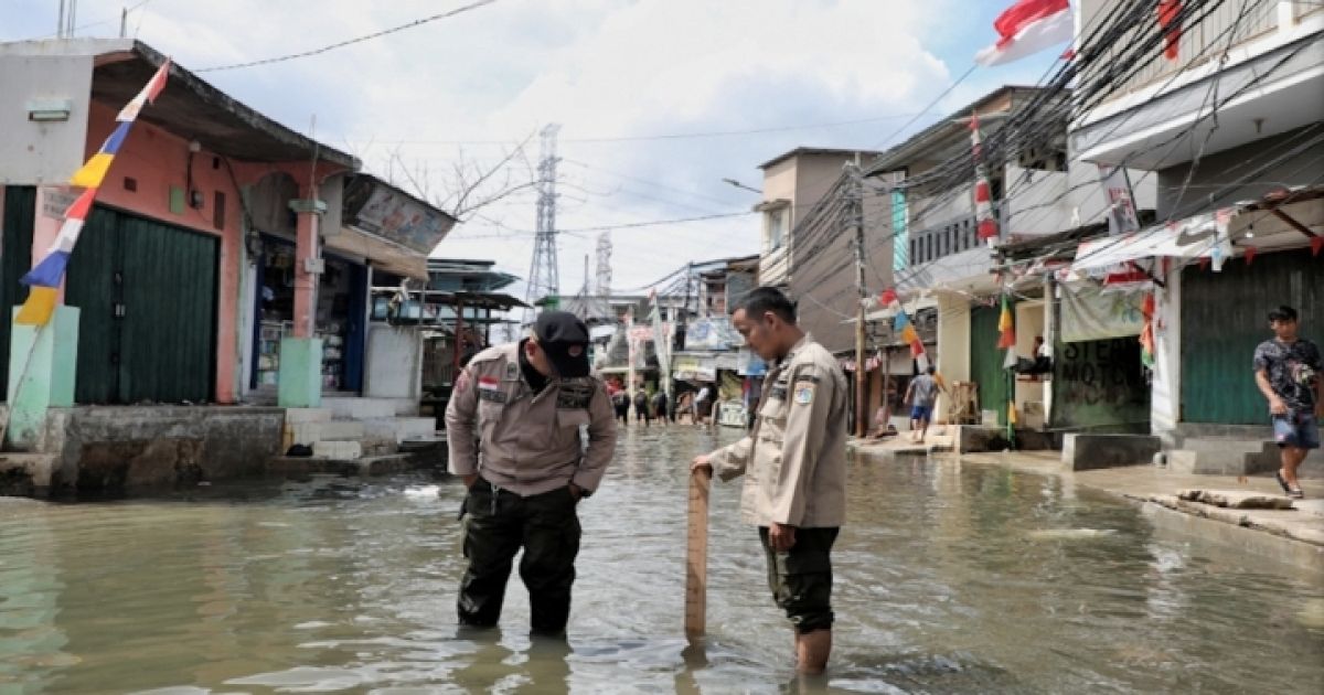 Fenomena Perigee Picu Banjir Rob di Pesisir Jakarta Hingga 8 Mei (Foto: Berita Jakarta)