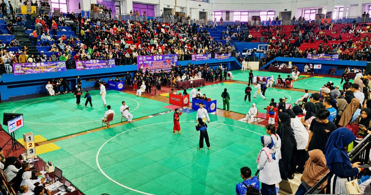 Siswa MTsN 14 Jakarta Timur sukses meraih 5 medali emas dan 3 perak dalam ajang Indonesia Pencak Silat Championship 2026 di Jakarta. [Foto: istimewa]