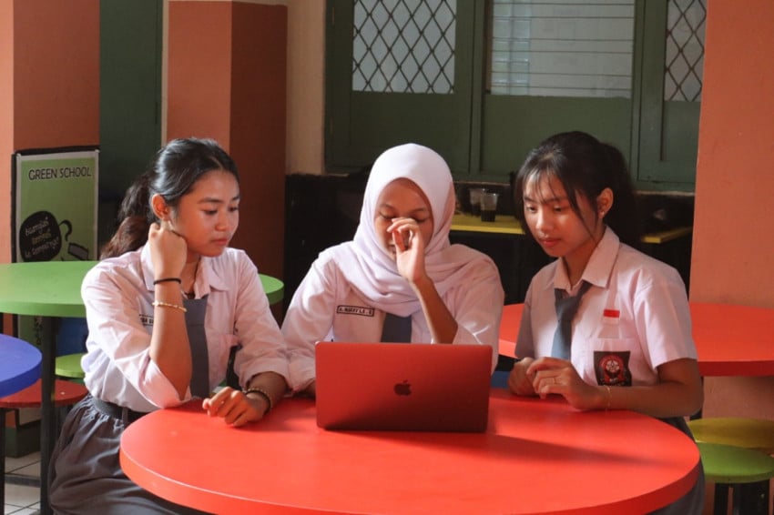 Pemerintah Provinsi Jawa Tengah menerapkan Sistem Penerimaan Murid Baru (SPMB) 2026 melalui empat jalur utama. Foto/Dok/SINDOnews.