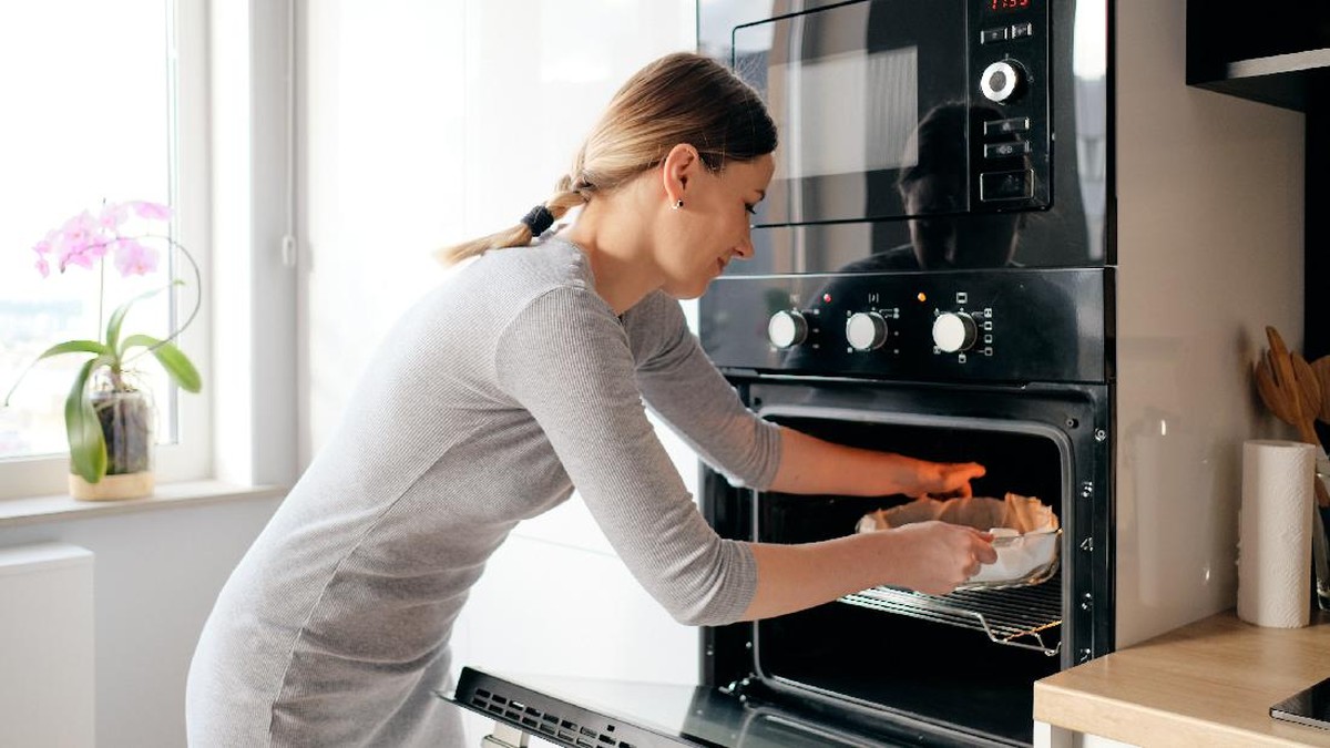 Foto: IIustrasi microwave (Dok: Freepik)