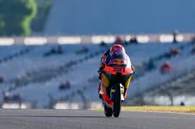Brian Uriarte tetap percaya diri meski start di belakang pembalap Indonesia, Veda Ega Pratama pada Moto3 Prancis 2026.
