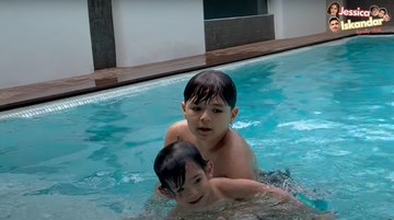 Ini 7 Manfaat Berenang untuk Anak yang Perlu Diketahui Orang Tua/Foto: YouTube/Jessica iskandar