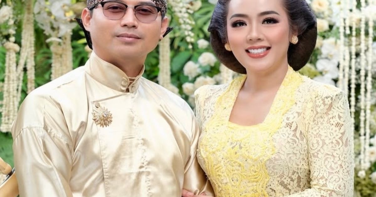 Sosok Herwan Prandoko, Suami Soimah yang Curi Perhatian di Pernikahan Sang Anak: Pekerjaannya Disorot