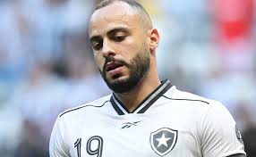 Copa do Brasil: Arthur Cabral Ingatkan Botafogo Tetap Waspada Saat Tandang ke Markas Chapecoense