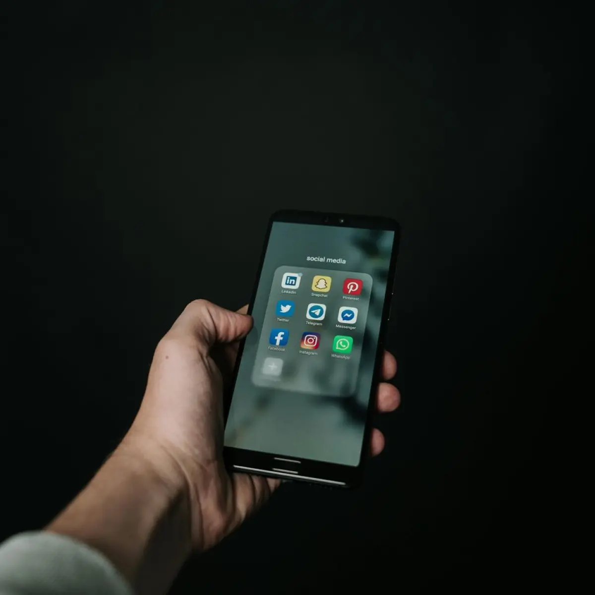 iBox Menggeliat di Akhir April 2026: Gebrakan Diskon Rp 4,2 Juta untuk Miliki iPhone Air yang Terkenal Ramping