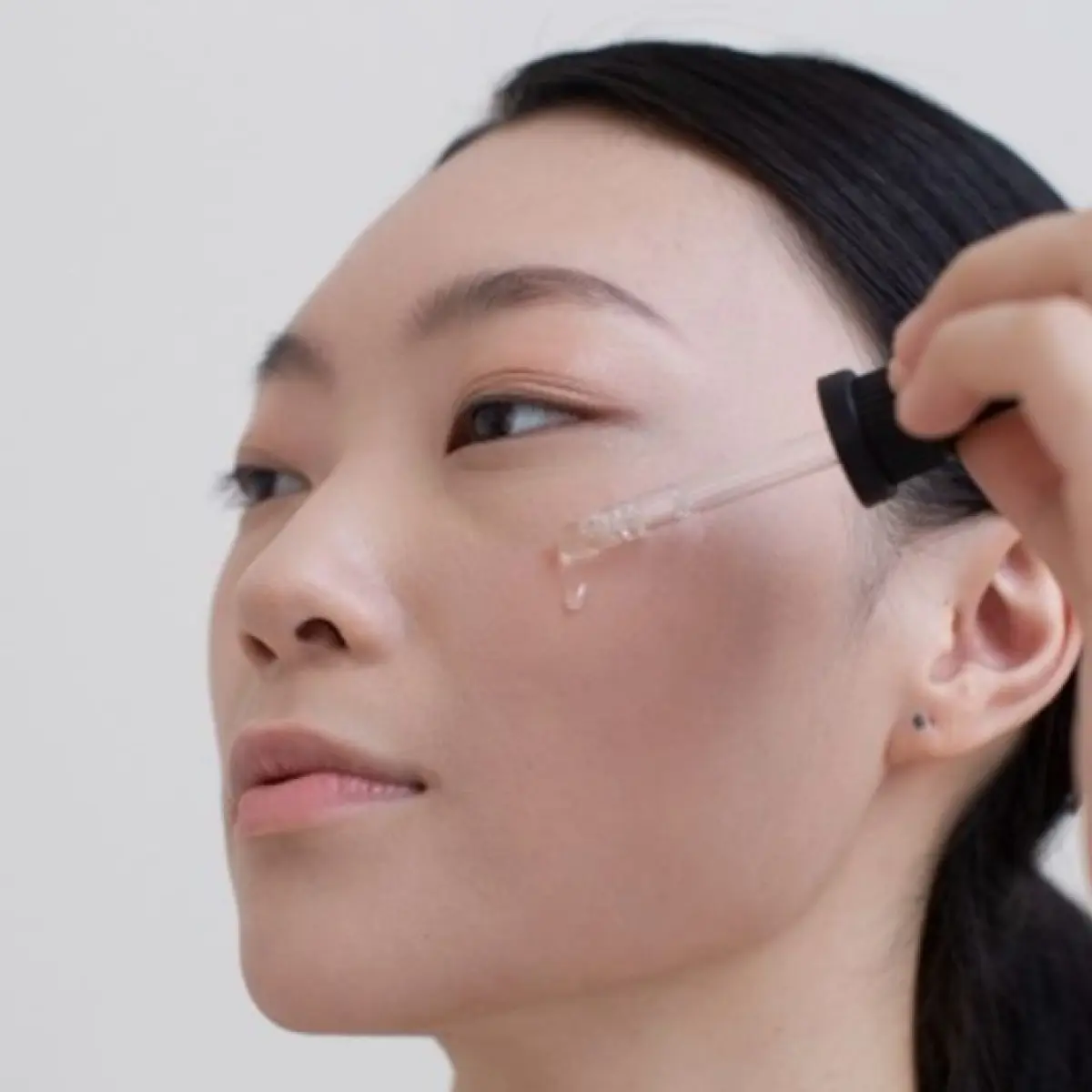 Rahasia Kulit Sehat Maksimal: Panduan Lengkap Urutan Skincare Pagi dan Malam Hari