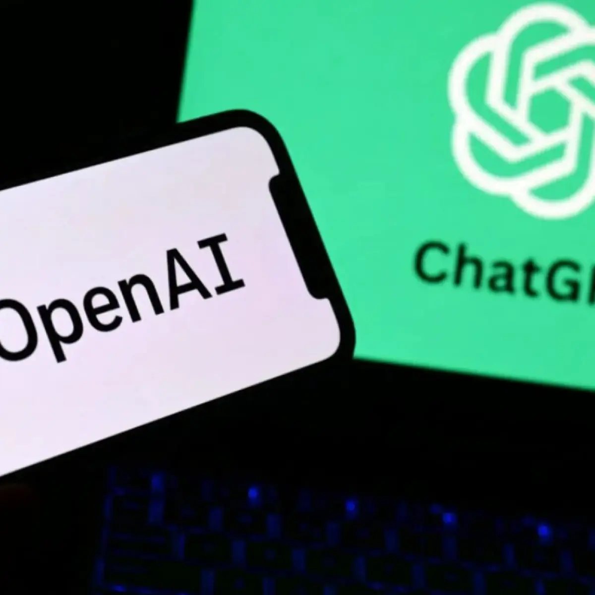 OpenAI Maju Lebih Cepat: Ponsel Pintar Berbasis AI Diprediksi Masuk Produksi Massal 2027