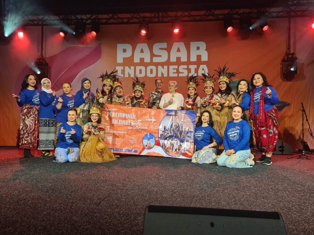 Komunitas Perempuan Menari Pukau Publik Belanda dengan Ragam Tari Nusantara di Pasar Indonesia 2026