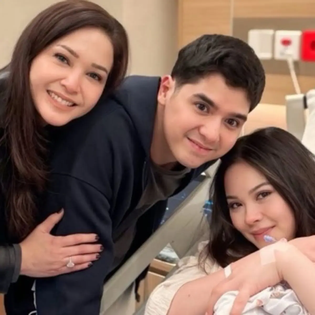 Maia Estianty, Al Ghazali, dan Alyssa Daguise [Instagram]
