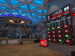 An electronic display board shows an overall downward movement across most stocks during the lunch break on Jan. 29, inside the main hall of the Indonesia Stock Exchange (IDX) in South Jakarta. (TJP/Deni Ghifari)