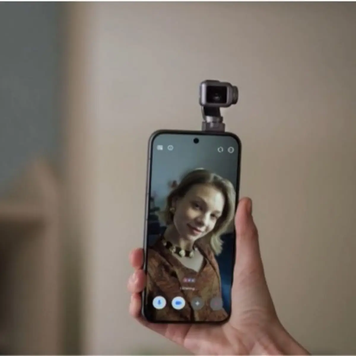 Honor Robot Phone. (Honor)