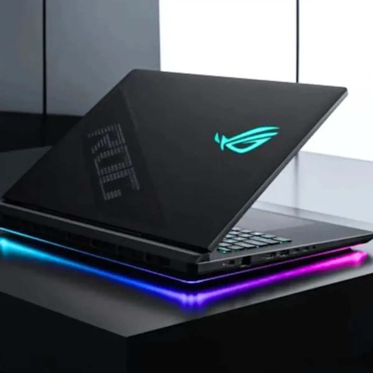 Asus ROG Strix Scar 18 2026(Dok. Yahoo Tech)