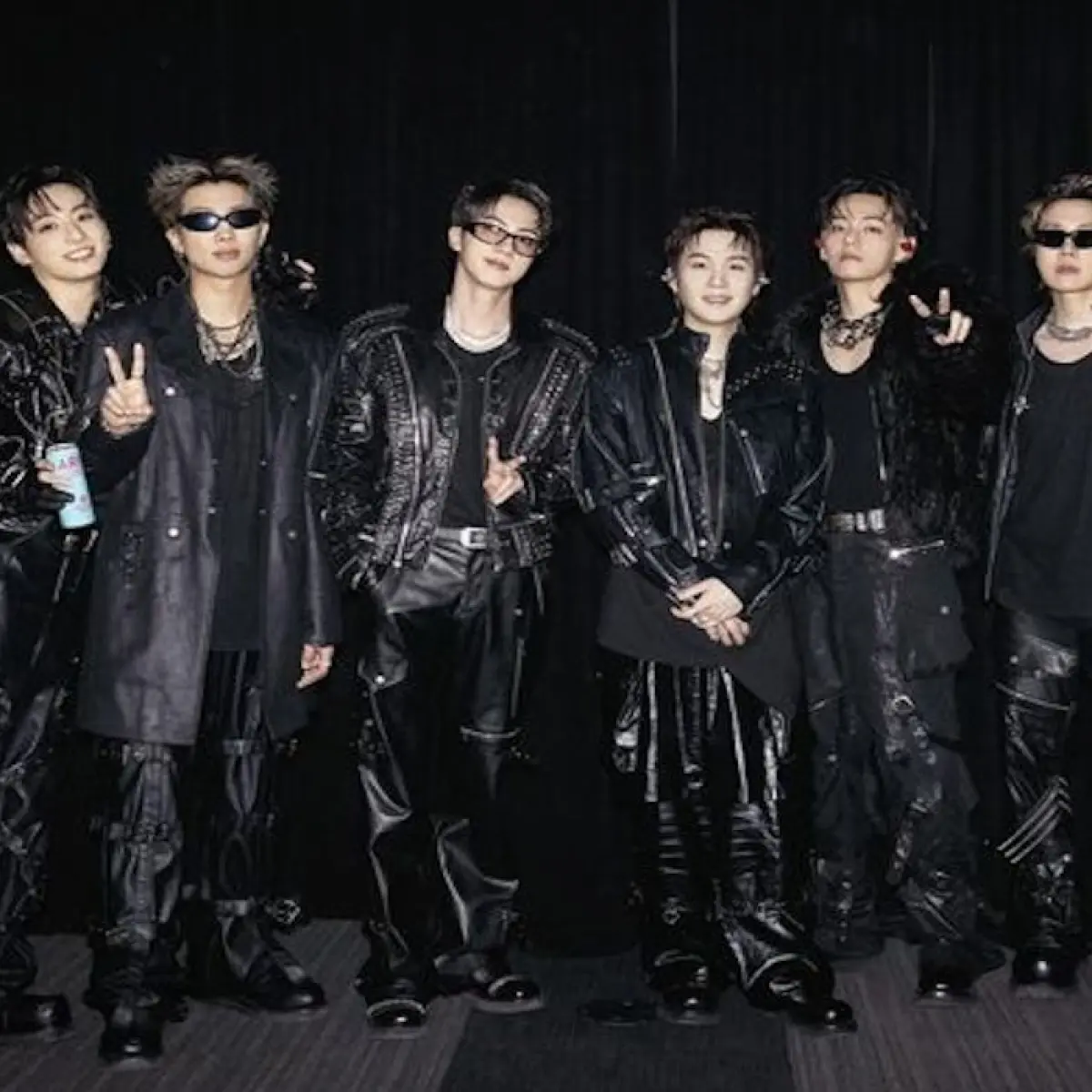 BTS akan menyiarkan konser Busan dari tur dunia Arirang secara langsung di 3.800 bioskop di 80 negara pada Juni mendatang.(Dok. The Korea Times)