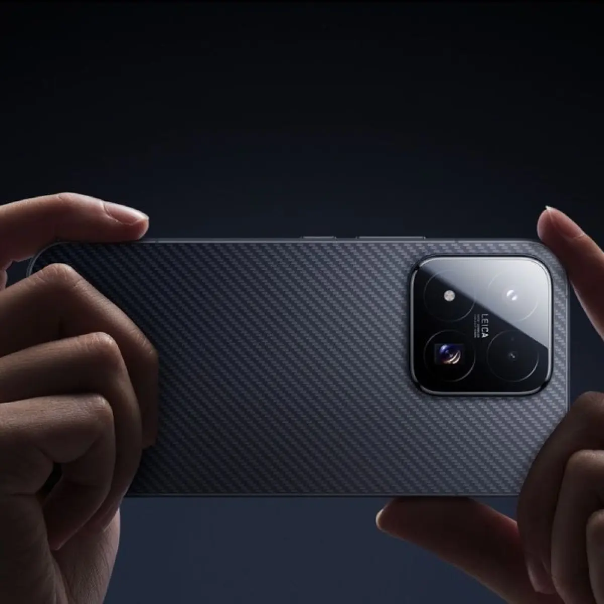 Xiaomi 17 Max dibekali tiga kamera belakang yang terdiri dari kamera utama Leica 200 MP, kamera telefoto 50 MP, dan kamera ultrawide 50 MP.(Xiaomi)