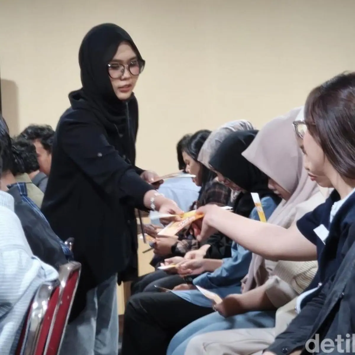 Suasana psikotes Career Corner CT Corp dalam rangkaian Jogja Financial Festival 2026, Sabtu (23/5/2026). Foto: Muhammad Iqbal Al Fardi/detikJateng