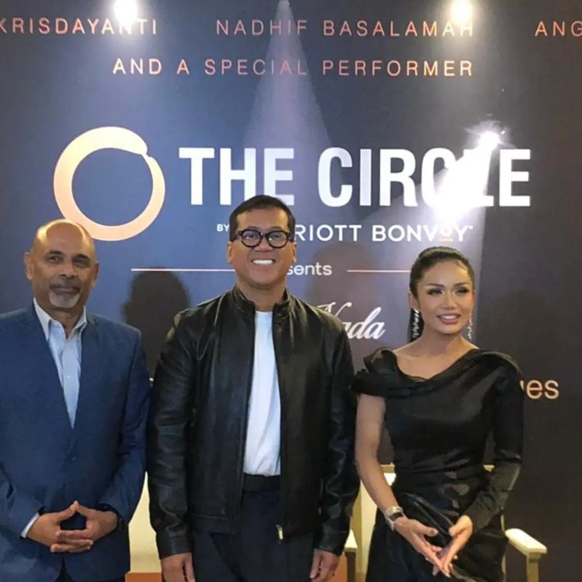 Konser “Jejak Nada - A Magical Journey Through the Ages” menghadirkan kolaborasi lintas generasi bersama Andi Rianto, Tulus, Krisdayanti, hingga Nadhif Basalamah.(MI/Apuan)