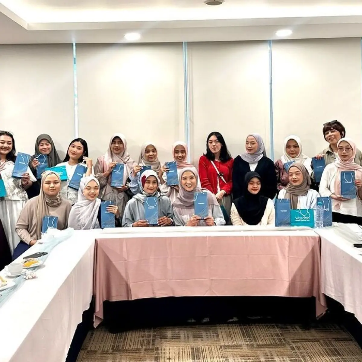Acara bertajuk Inspiring Beauty – Makeup Class Next Hotel Yogyakarta.(Dok. Next Hotel Yogyakarta)