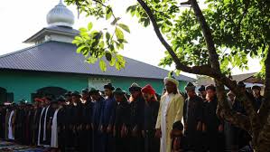 Jamaah An Nadzir di Kabupaten Gowa saat melaksanakan shalat Idul Adha tahun lalu. (ANTARA/ARNAS PADDA)