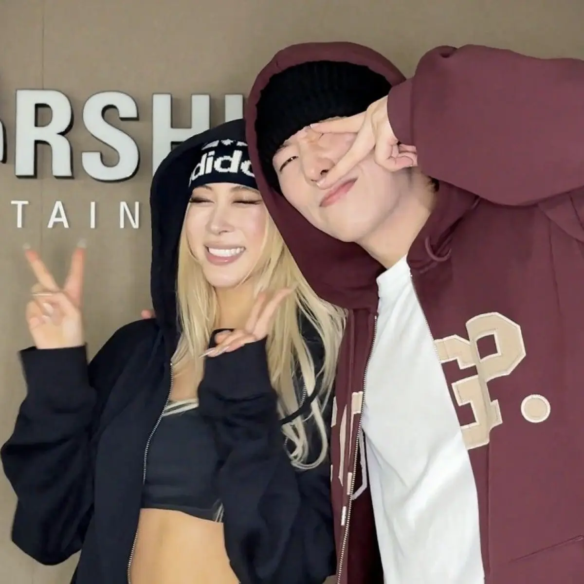 Dayoung WJSN dan Kihyun MONSTA X. Foto: dok. Instagram @dayoungism