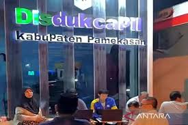 Direktur Pengelolaan Informasi Administrasi Kependudukan (PIAK) Ditjen Dukcapil Muhammad Nuh Al Azhar.