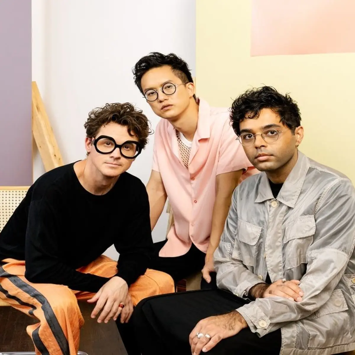 Trio Son Lux Kembali dengan Single 'Endlessly' dan Album Baru 'Out Into'