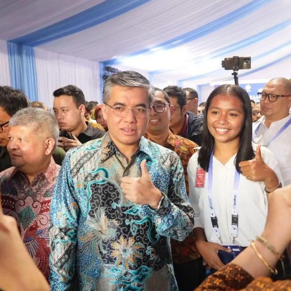 Menteri Ketenagakerjaan (Menaker) Yassierl (berbatik) Foto: Najm Dhiaulhaq