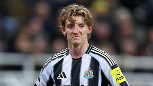 Blaugrana Bidik Winger Newcastle, Anthony Gordon, Guna Perkuat Lini Depan Pasca Kepergian Lewandowski