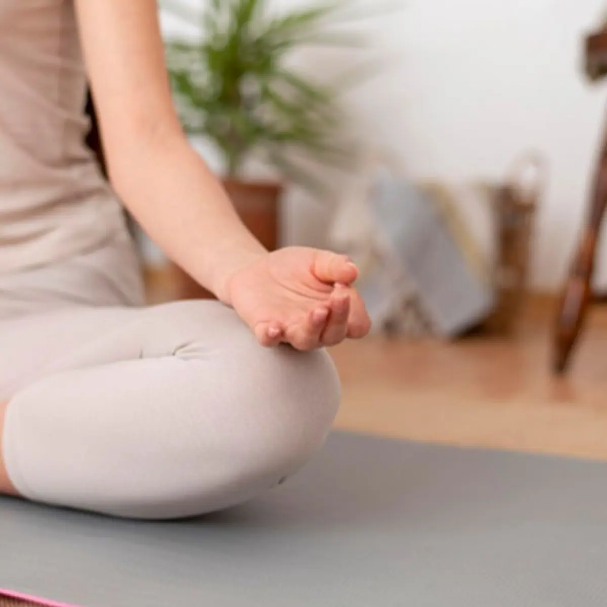 Terapi Yoga Restoratif Terbukti Ampuh Atasi Empat Keluhan Utama Penyintas Kanker