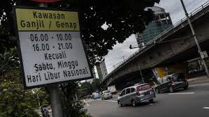 Foto: ilustrasi ganjil genap (ANTARA FOTO/Aprillio Akbar)
