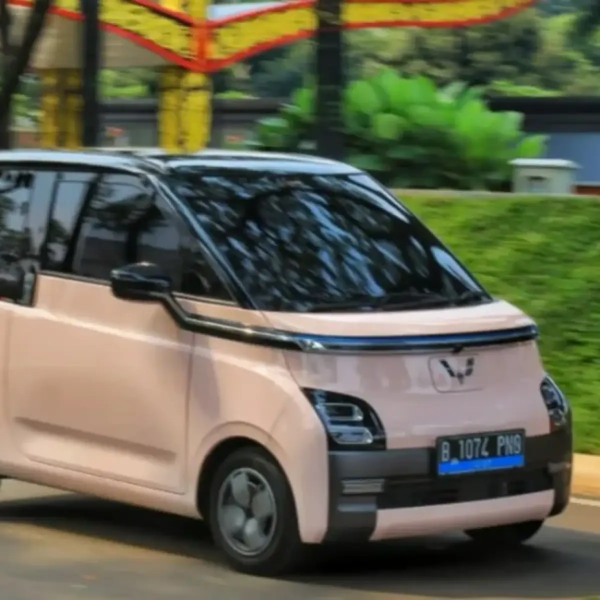 dashboard mobil listrik baterai dengan layar sentuh modern (Foto: Oto24)