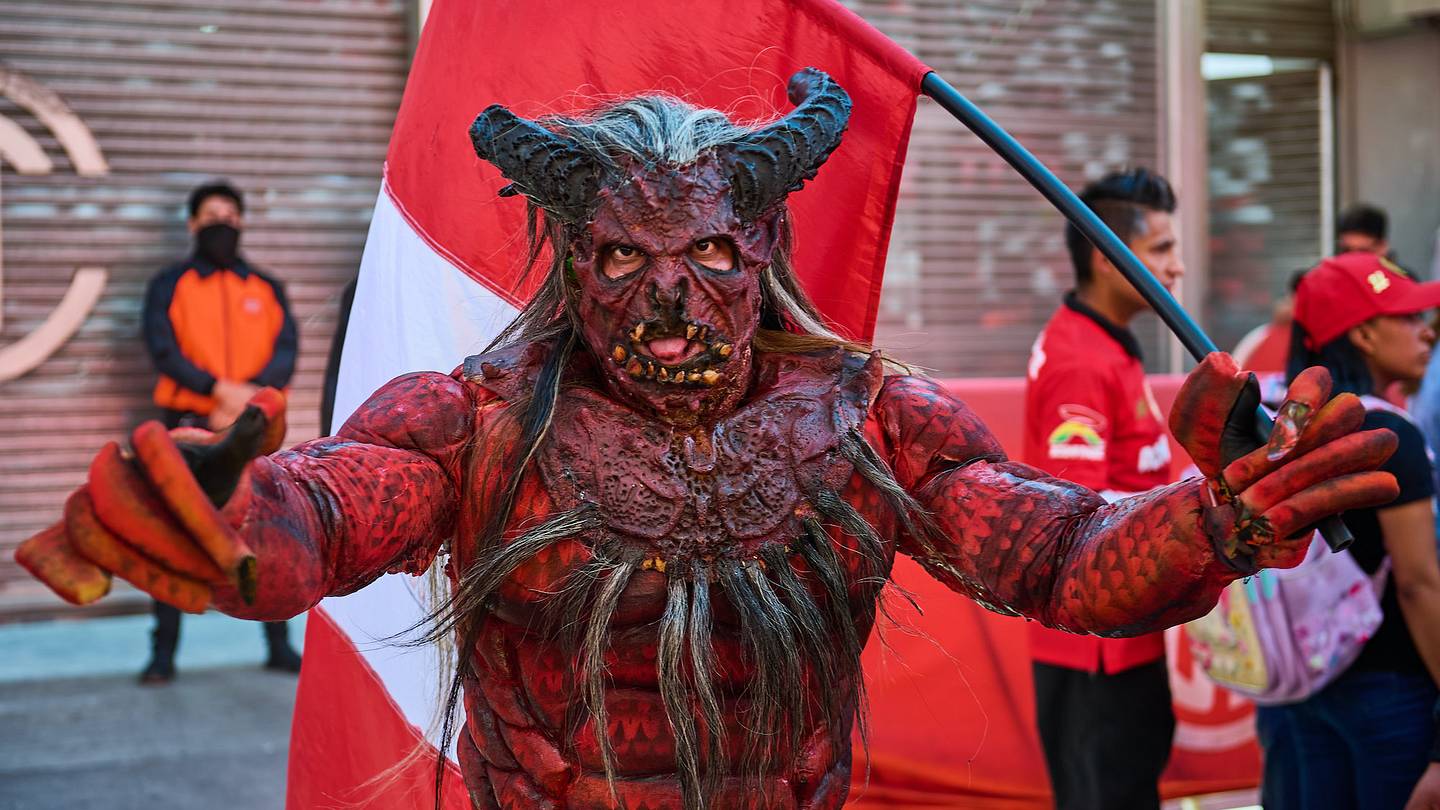 La afición del Toluca llena de color el juego ante Tigres. / MexSport Sports Agency