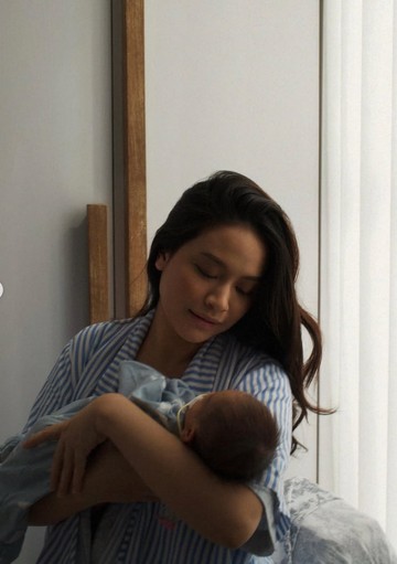 Kebahagiaan Hanggini dan Luthfi Aulia Sambut Kelahiran Putra Pertama, Potret Kehangatan Keluarga Baru