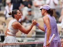 Marta Kostyuk dispatches Iga Świątek at Roland Garros. Getty Images