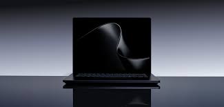 Microsoft Luncurkan Surface Laptop Ultra: Laptop Paling Bertenaga untuk Kreator dan Pengembang AI