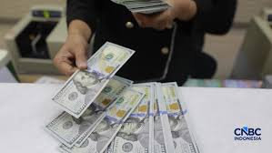 Rupiah Tertekan Dekat Rp18.000, Ini Tiga Langkah Praktis Warga untuk Membantu Penguatan Mata Uang Garuda