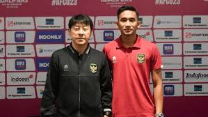 Shin Tae-yong sudah mencetak sejarah bersama Timnas Indonesia, kini melatih Persija Jakarta. (Foto: Dok. IG Rizky Ridho)