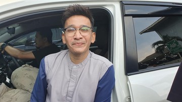 Ruben Onsu ditemui di Jalan Kapten P Tendean, Jakarta Selatan.  Foto: Hanif Hawari/detikcom