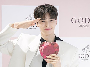 Song Kang Kembali ke Layar Kaca, Memukau sebagai Pianis Jenius dalam Drama Korea 'Four Hands'