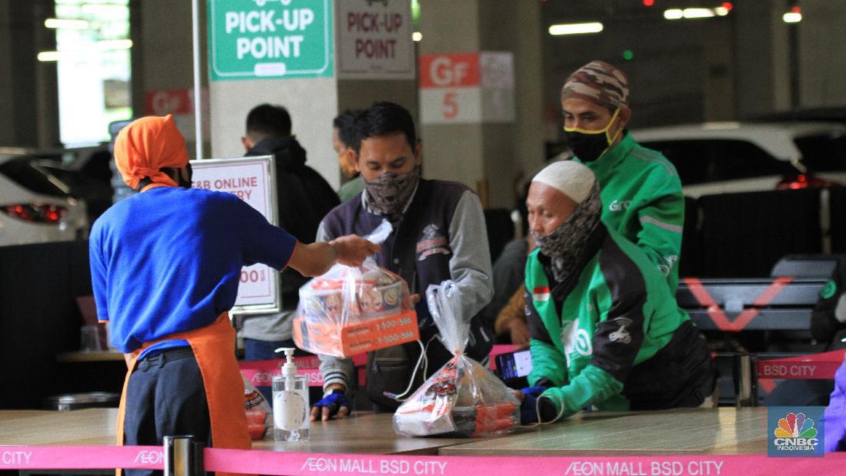 Foto: Pemesanan makanan online (CNBC Indonesia/ Tri Susilo)