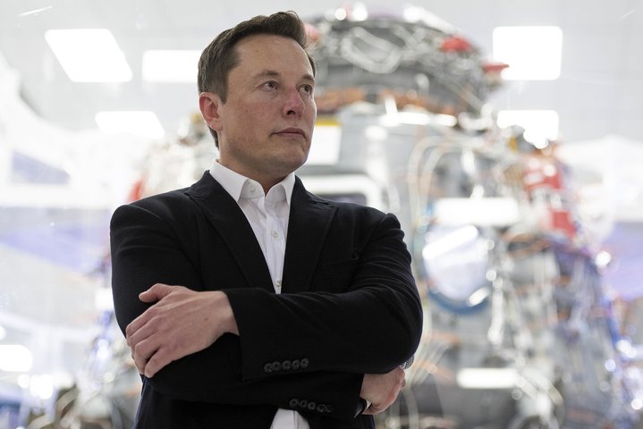 Elon Musk Cetak Sejarah Baru: Profil Tokoh yang Sukses Meraih Kekayaan Satu Triliun Dolar