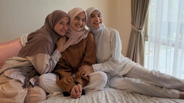 Uffridatun Nitami didampingi dua sahabat, Cut Intan Nabila dan Nadzira Shafa usai membuat pengakuan mendapat tindak KDRT dari suami, psinetron Evan Marvino. Foto: Instagram @uffridatunnitami