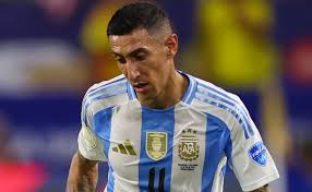 © Maddie Meyer/Getty ImagesAngel Di Maria of Argentina controls the ball.